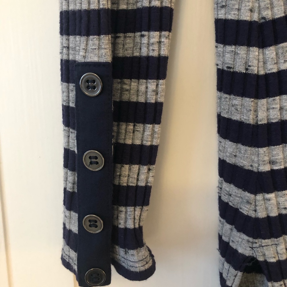 Three Dots tunic top - Picture 2 of 5